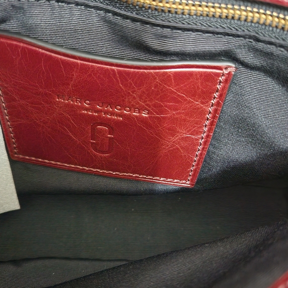 Marc Jacobs Chianti /Burgundy color studded envelope shoulder handbag/ crossbody - Picture 3 of 7